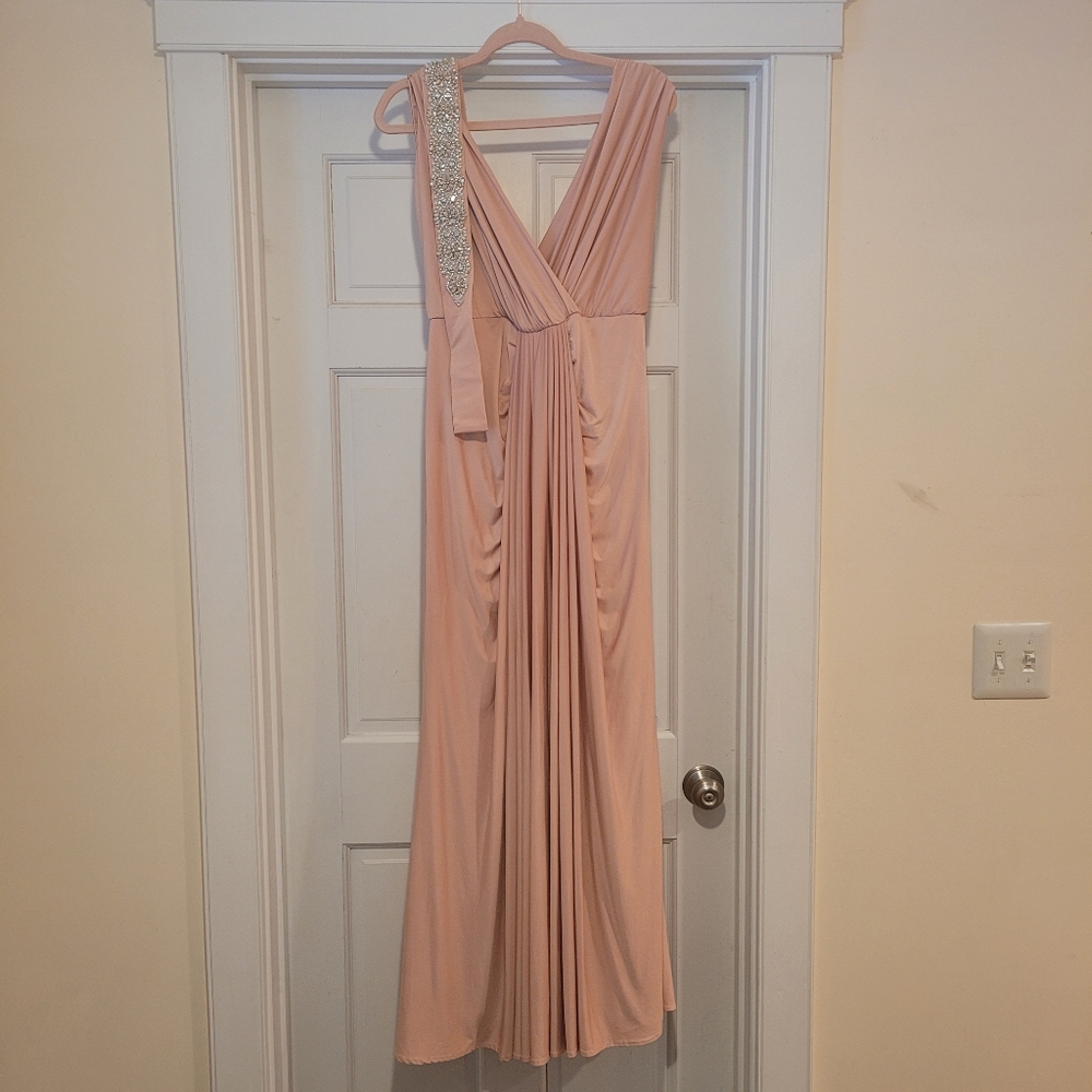 Pia Gladys Perey Jessa+ Bridesmaid Dress in Dark Blush with Maid of Honor Belt